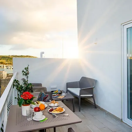 Гостевой дом South Wind Марсашлокк