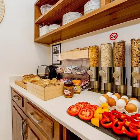 Гостевой дом South Wind 4*