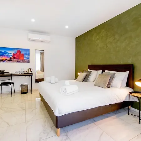 Гостевой дом South Wind 4*