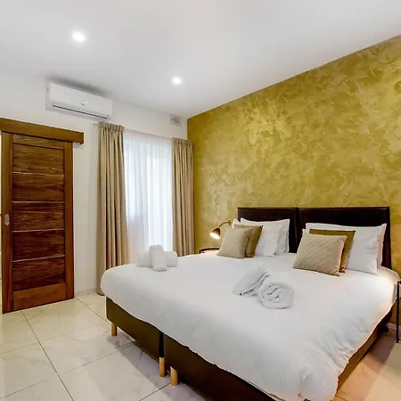 South Wind 4* Марсашлокк