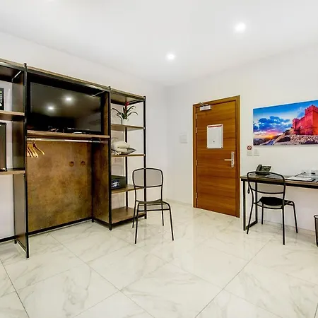 South Wind 4* Марсашлокк