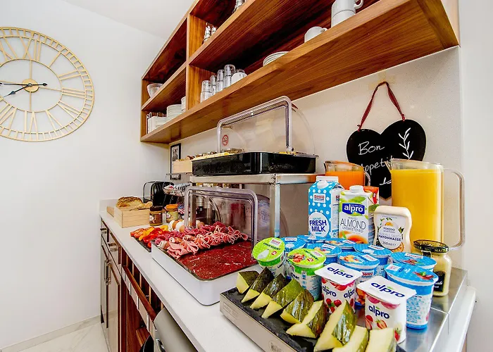 招待所 South Wind 4*