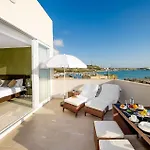 South Wind 4*