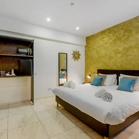 Gasthuis South Wind Marsaxlokk