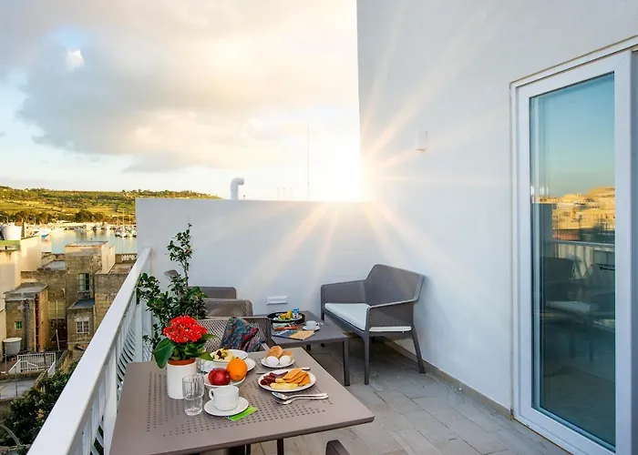 Gasthuis South Wind Marsaxlokk