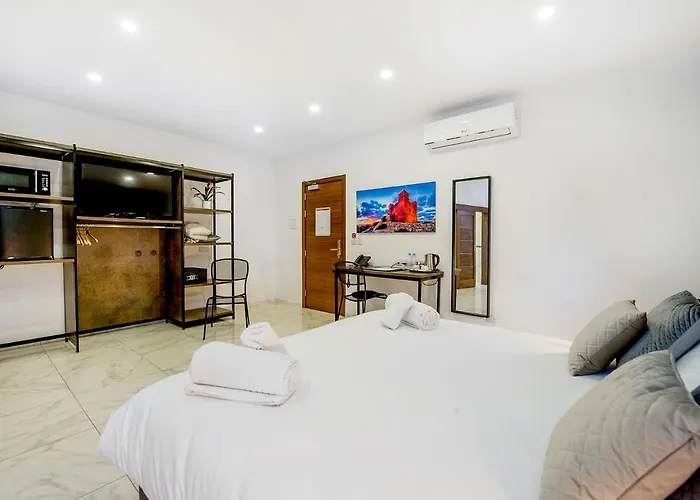 South Wind 4* מרסשלוק