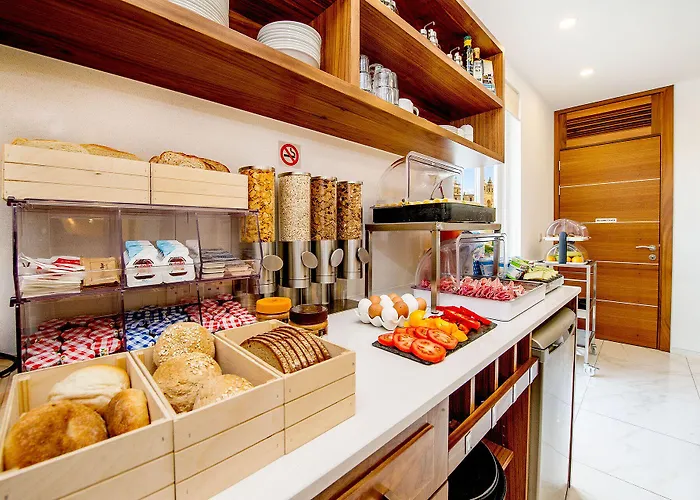 South Wind Pensiune Marsaxlokk